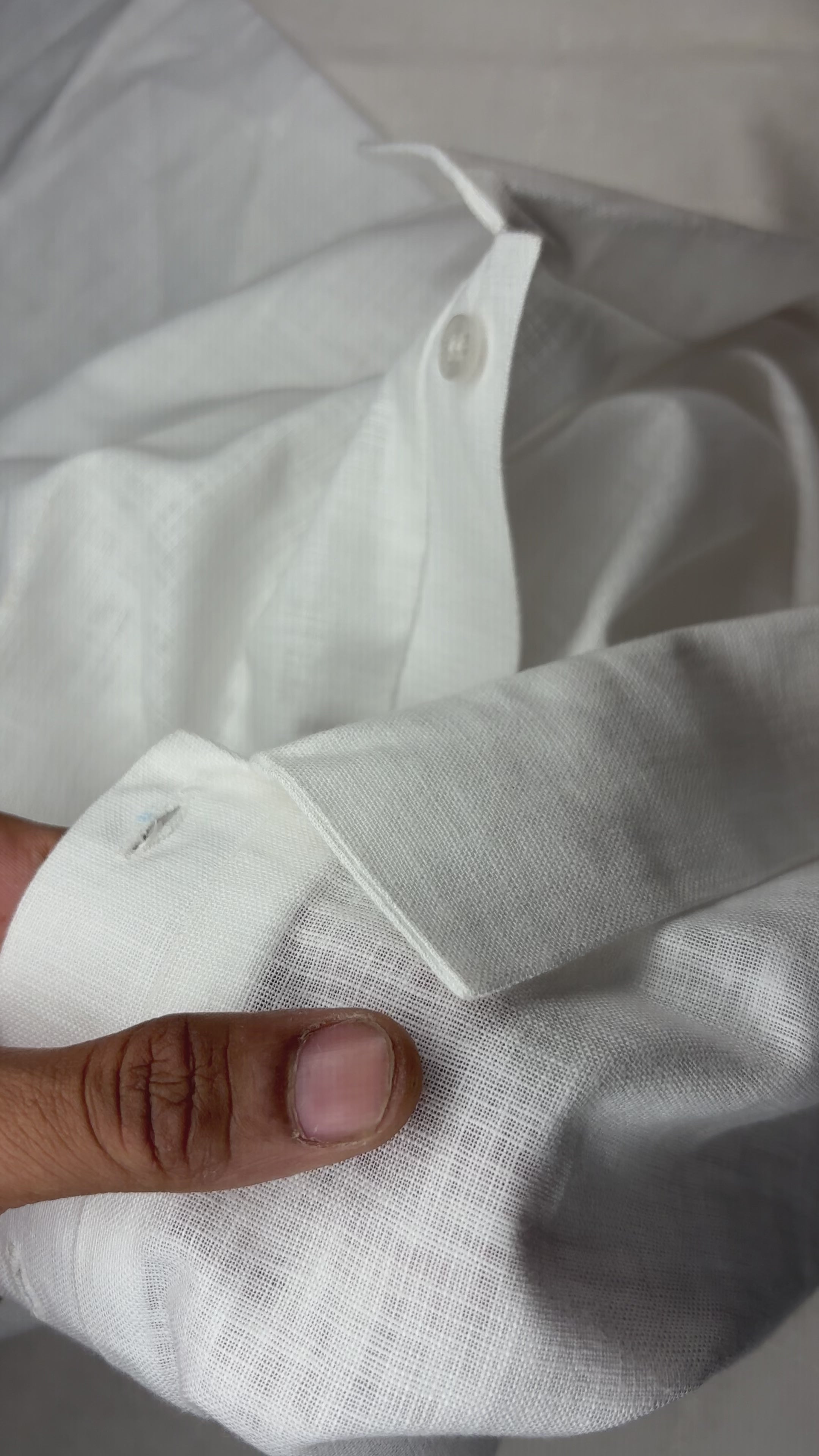 Ease Linen Polo – White